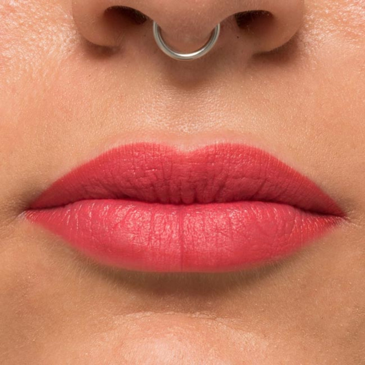 Labial Larga Duración Matte Nee