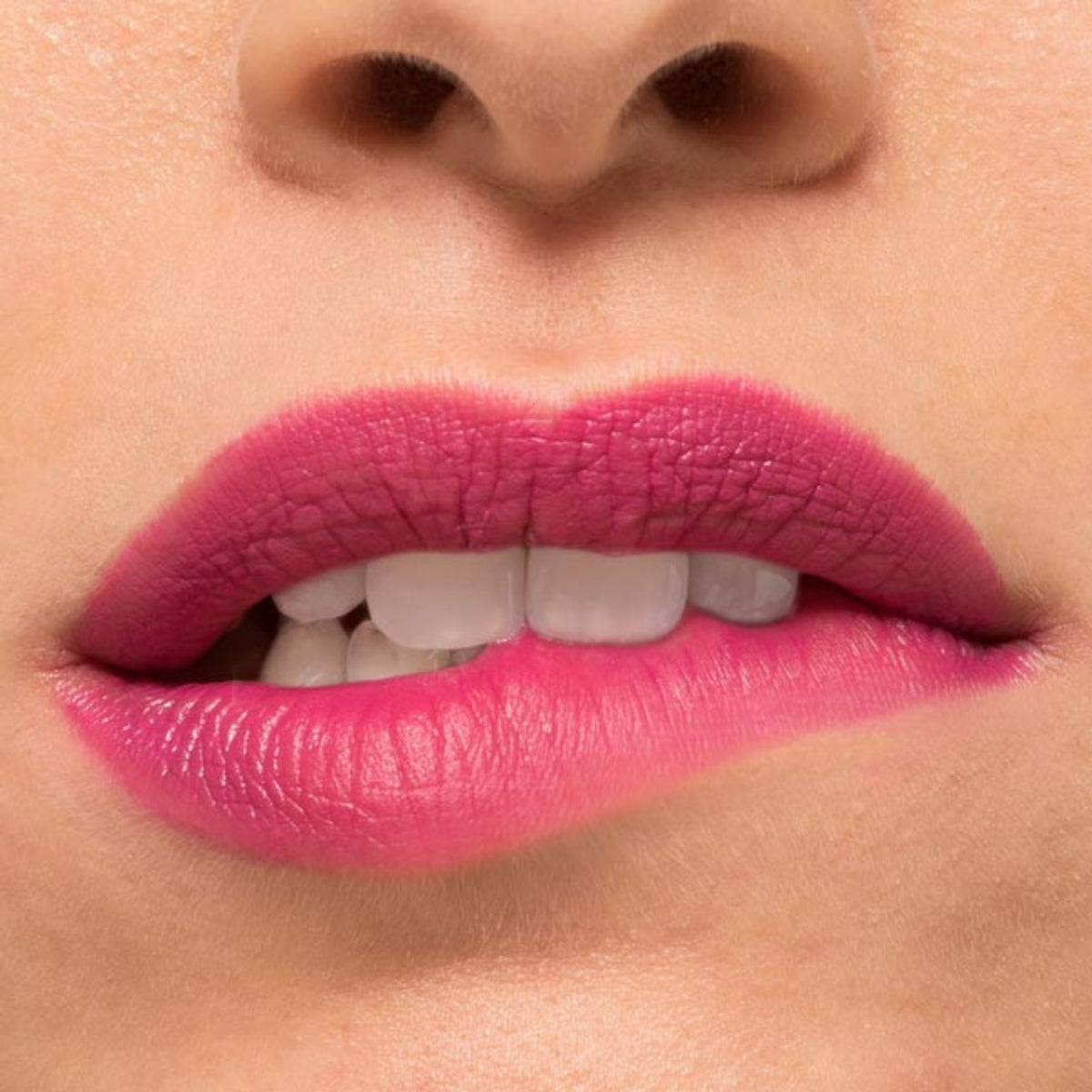 Labial Larga Duración Matte Nee