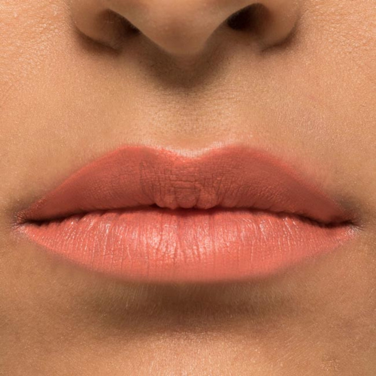 Labial Larga Duración Matte Nee