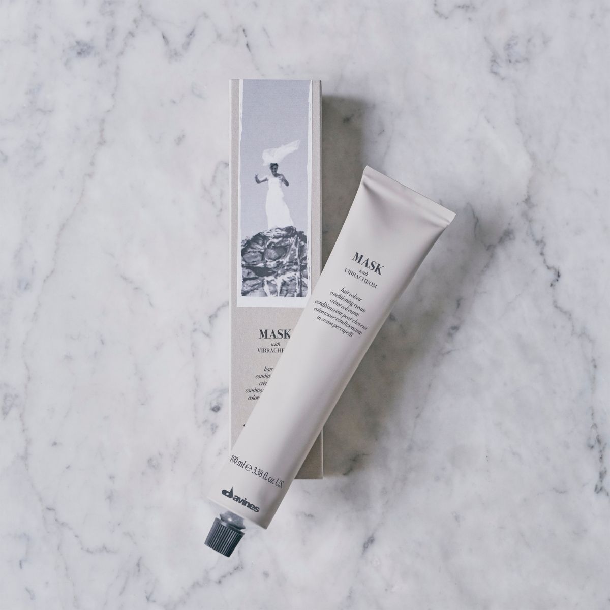 Tintura Permanente Superaclarante Mask With Vibrachrom 100 ml Davines