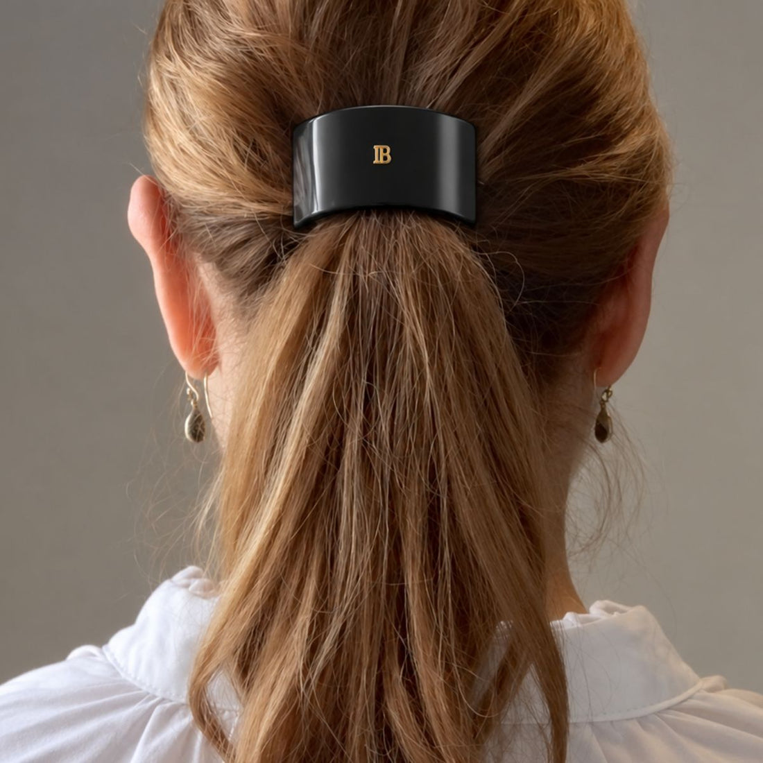 Colet Black Logo 18K Balmain
