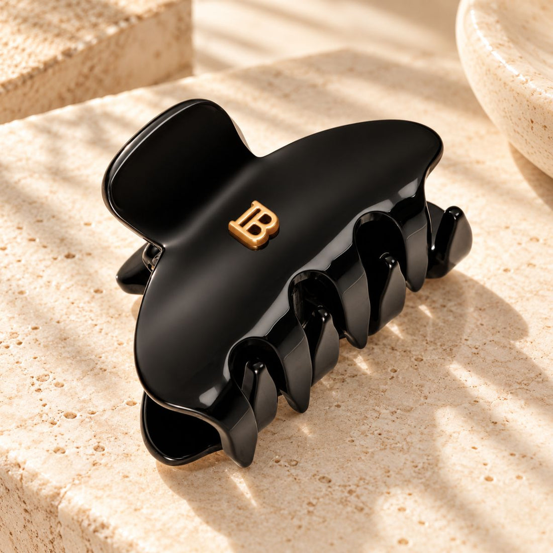 Pinche S Black Logo 18K Balmain